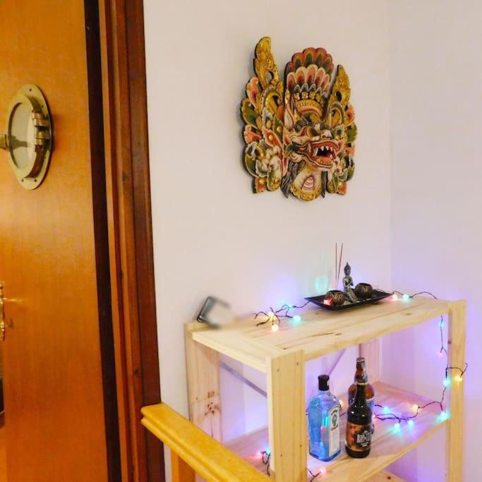 Marco Polo'S Mooring Cozy Navy House Apartman Anáviszosz Kültér fotó